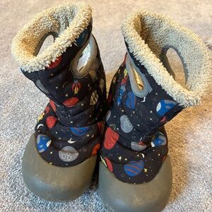 Bogs Kids Rain & Snow Boots - Black with Multicolor Space Design